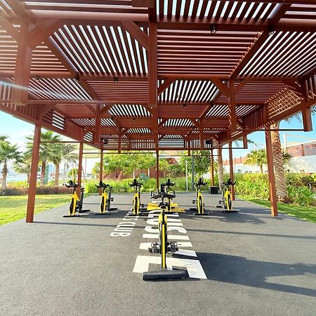 Rixos Gulf Hotel Doha Exterior photo The outdoor gym