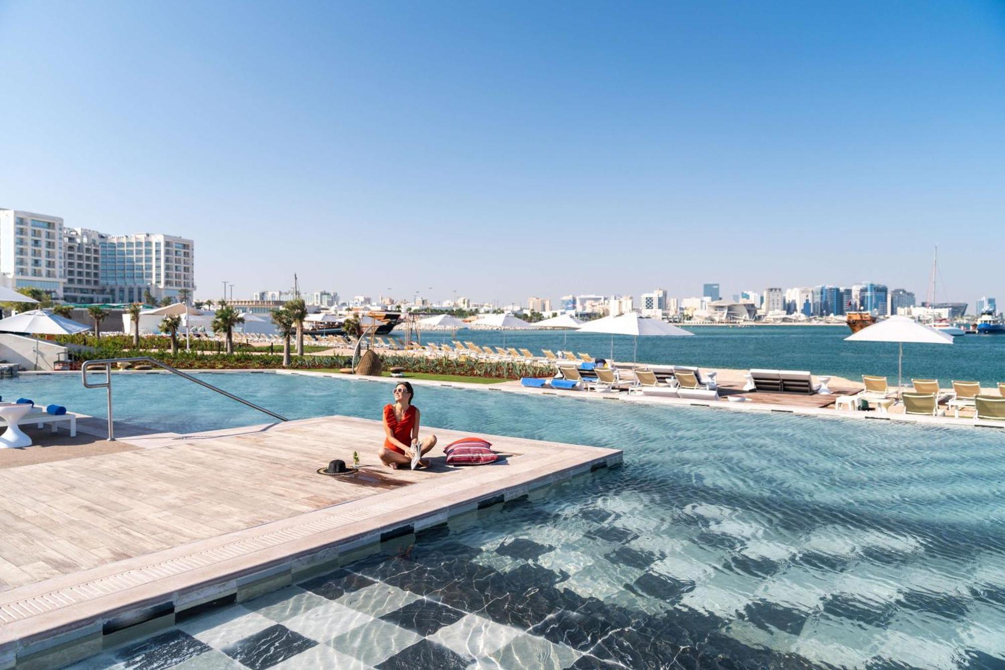 Rixos Gulf Hotel Doha Exterior photo View of the Marina